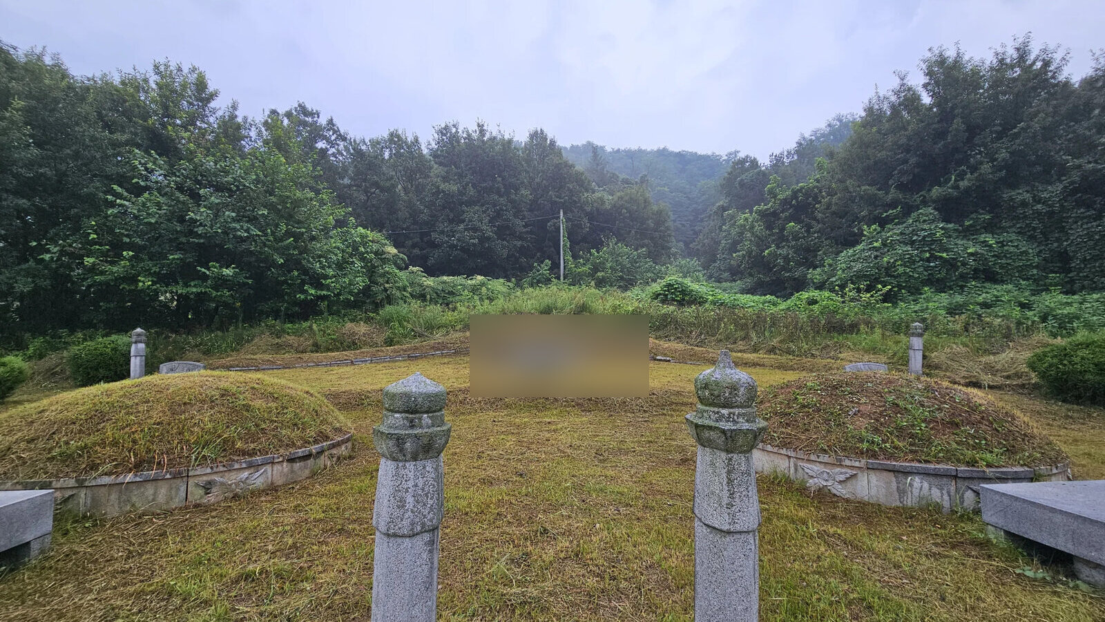 충남 벌초대행 작업 후 정리된 묘역